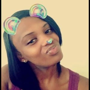 Meet your Posher, Senell